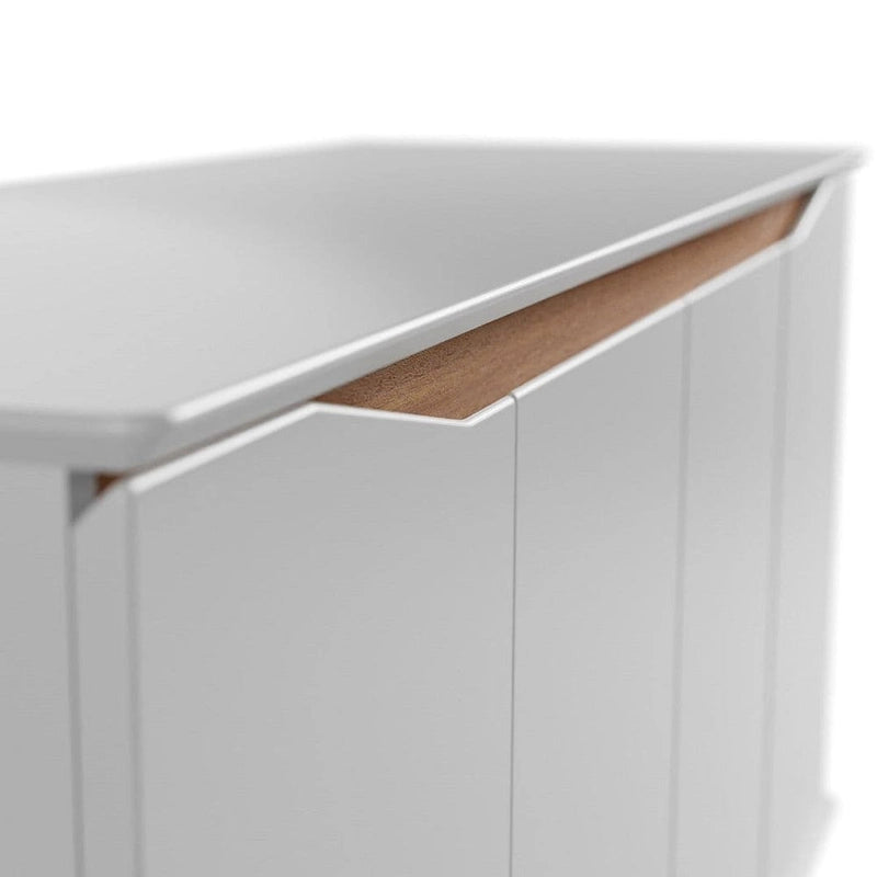 Aparador moderno de mediados de siglo – Blanco mate / Negro / Crema de arce, 4 puertas